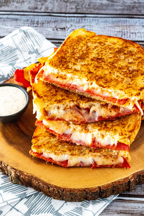 RECIPE-Modern Pizza Grilled Cheese